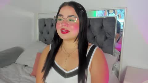 Snapshot of afrodita_grek chatting on 01.11.26 Vanessa online show from 01.11.26