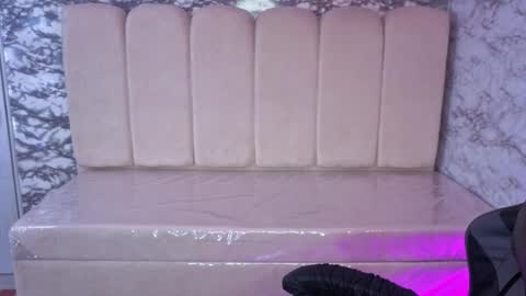 afrodita_wild_v online show from 12.20.25