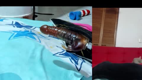 Snapshot of afroditacute16 chatting on 10.25.25 afroditacute16 online show from 10.25.25