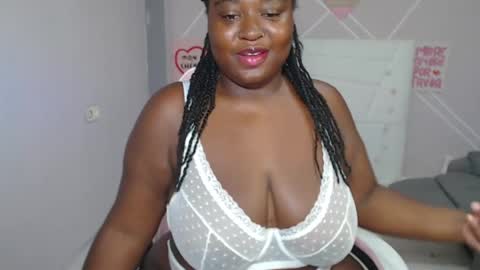 Snapshot of afroditaebano chatting on 07.21.26 afroditaebano online show from 07.21.26