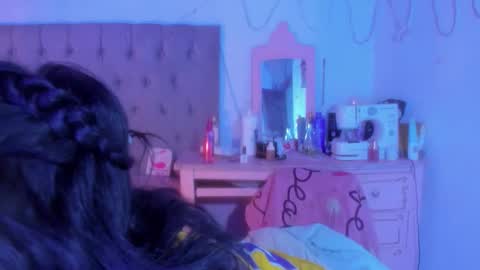 Snapshot of afrogoddes chatting on 09.25.25 afrogoddes online show from 09.25.25