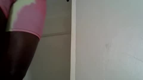 Snapshot of afronubians chatting on 09.15.25 afronubians online show from 09.15.25