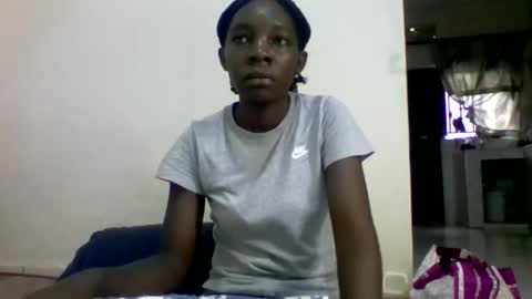 Snapshot of afronubians_ chatting on 01.29.25 pink and josphen online show from 01.29.25