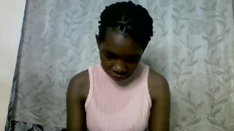 Snapshot of afronubians_ chatting on 02.04.25 pink and josphen online show from 02.04.25