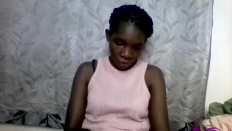 Snapshot of afronubians_ chatting on 02.04.25 pink and josphen online show from 02.04.25