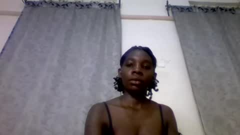 Snapshot of afronubians_ chatting on 02.06.25 pink and josphen online show from 02.06.25