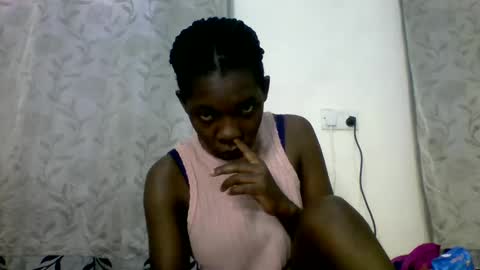 Snapshot of afronubians_ chatting on 02.13.25 pink and josphen online show from 02.13.25