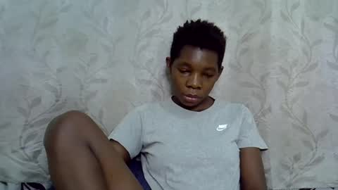 Snapshot of afronubians_ chatting on 03.03.25 pink and josphen online show from 03.03.25