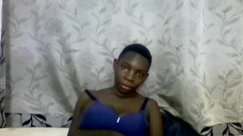 Snapshot of afronubians_ chatting on 03.11.25 pink and josphen online show from 03.11.25