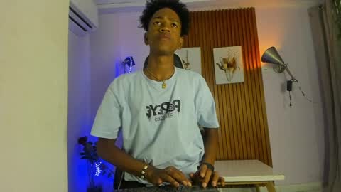 afrowayuu online show from 05.19.26