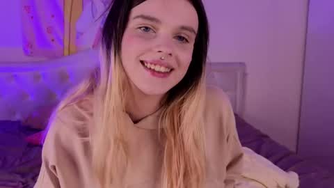 Snapshot of afterdarkduo chatting on 09.26.25 afterdarkduo online show from 09.26.25