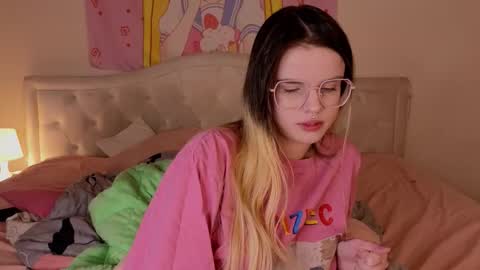 Snapshot of afterdarkduo chatting on 10.23.25 afterdarkduo online show from 10.23.25