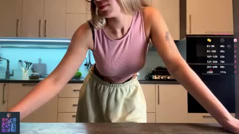 Mila -call me cute online show from 05.20.26