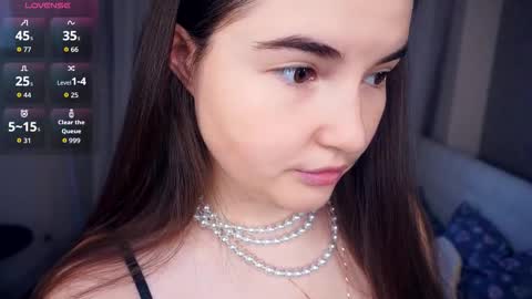 Snapshot of aftonbunkers chatting on 09.26.25 Lana 1800 - 0330 UTC Mia 0700- 1630 UTC online show from 09.26.25