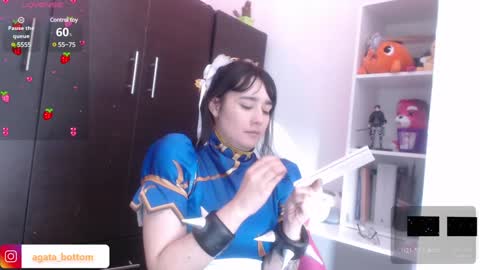 Snapshot of agata_bolton chatting on 12.14.24 Agata online show from 12.14.24