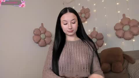 Snapshot of agata_cherry chatting on 03.17.26 Eva online show from 03.17.26
