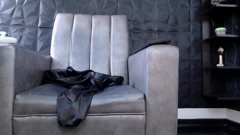 Snapshot of agata_darkness chatting on 10.20.25 Miss Agata online show from 10.20.25