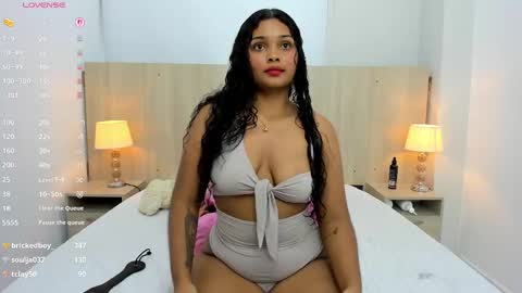 Agata Ortiz online show from 03.10.25