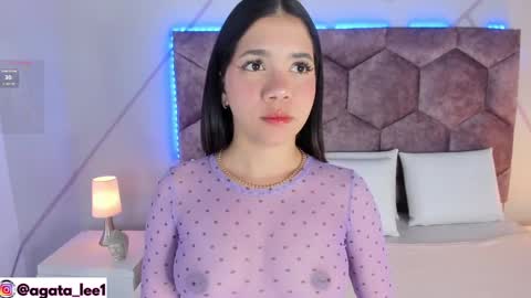 agataa_lee online show from 09.09.25