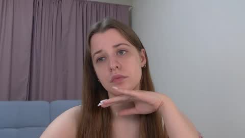 Snapshot of agataaisitt chatting on 04.29.26 Agata Aisitt online show from 04.29.26