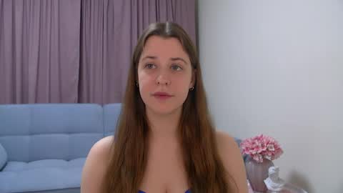 Snapshot of agataaisitt chatting on 05.20.26 Agata Aisitt online show from 05.20.26