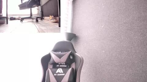 Agata Collinss online show from 01.17.26