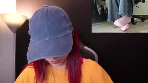 Agata Collinss online show from 02.15.26