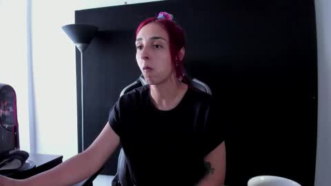 Agata Collinss online show from 03.17.26