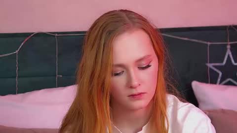 AgataFoxley online show from 12.18.25