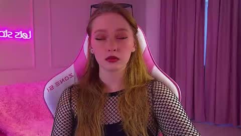 Snapshot of agatafoxley chatting on 01.18.26 AgataFoxley online show from 01.18.26