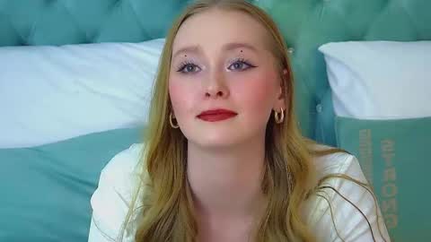 Snapshot of agatafoxley chatting on 01.31.26 AgataFoxley online show from 01.31.26