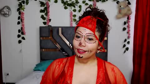 Snapshot of agatasexx chatting on 10.31.25 johana online show from 10.31.25