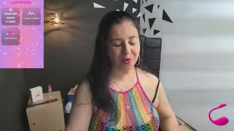 A G A T A T H O M P S O N online show from 09.22.25