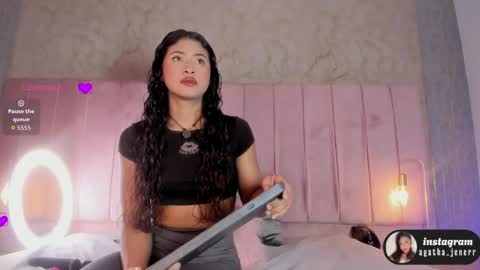 Snapshot of agatha_jener chatting on 06.02.26 agatha_jener online show from 06.02.26