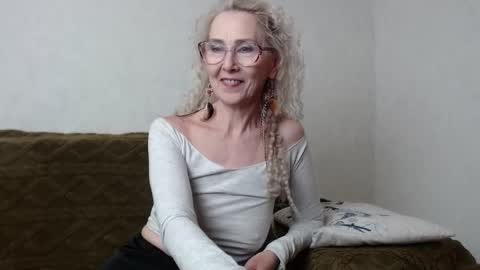 Agatha online show from 01.24.25