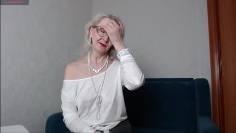 Agatha online show from 03.05.26