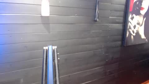 CAROLINA online show from 10.08.25