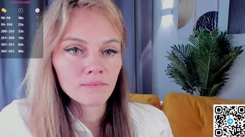 Agatha Rose online show from 03.30.26