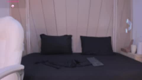 Agatha Steel online show from 01.17.26