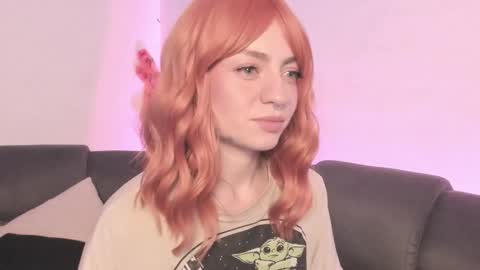 Snapshot of agathaa_ks_ chatting on 10.01.25 Camila 2 online show from 10.01.25