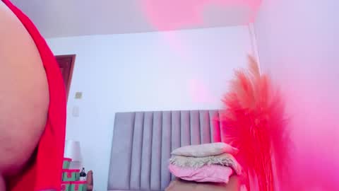 Agathaa white online show from 12.17.24
