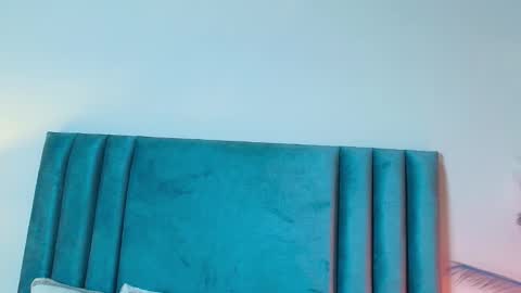 Snapshot of agathaa_white chatting on 10.30.25 Agathaa white online show from 10.30.25