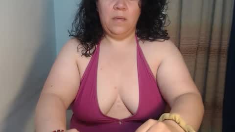 Snapshot of agathaaaa chatting on 12.16.25 online show from 12.16.25