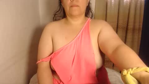 Snapshot of agathaaaa chatting on 12.21.25 online show from 12.21.25