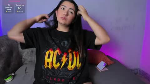 Snapshot of agathabel chatting on 04.29.26 agatha bel online show from 04.29.26
