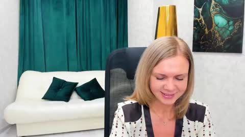 Agatha online show from 12.03.24