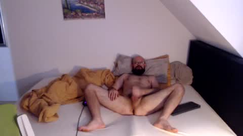 Snapshot of age_of_pleasure chatting on 07.19.26 age_of_pleasure online show from 07.19.26