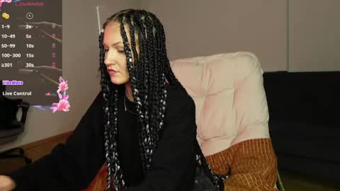 Snapshot of agelina_summer chatting on 05.09.26 Agelina Lilly Laura online show from 05.09.26