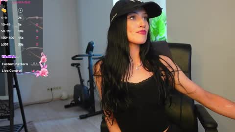 Snapshot of agelina_summer chatting on 06.03.26 Agelina Lilly Laura online show from 06.03.26