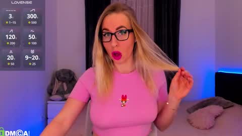 Polly online show from 02.10.26